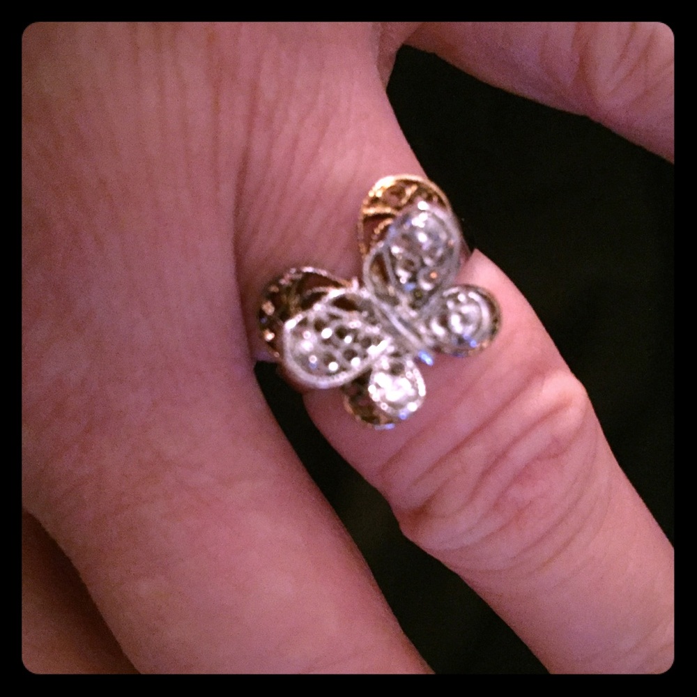 Butterfly two tone ring