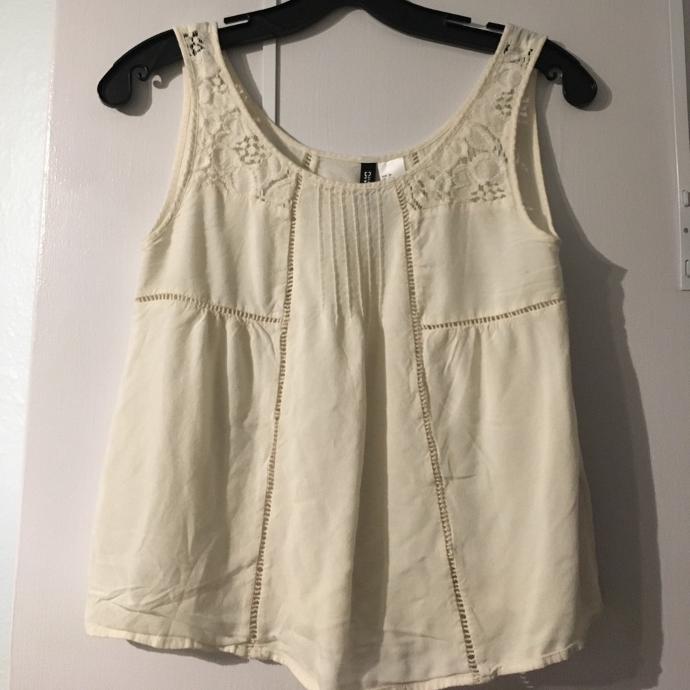 Cream flowy summer tank