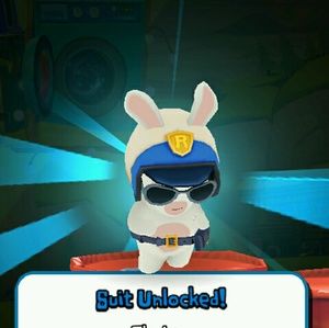 Meet your Posher, Alexis