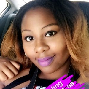 Meet your Posher, Monalisa