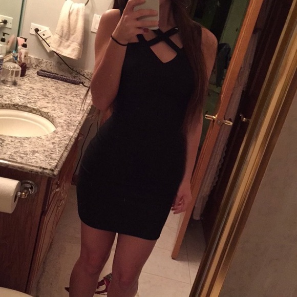 Black Strappy Bodycon Dress - Picture 1 of 3