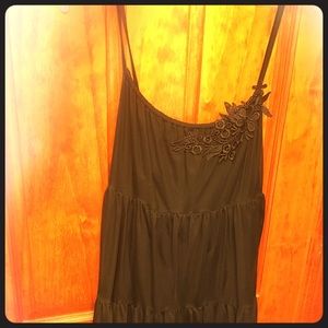 Lacey Flowing Tank with Flower Details🌹