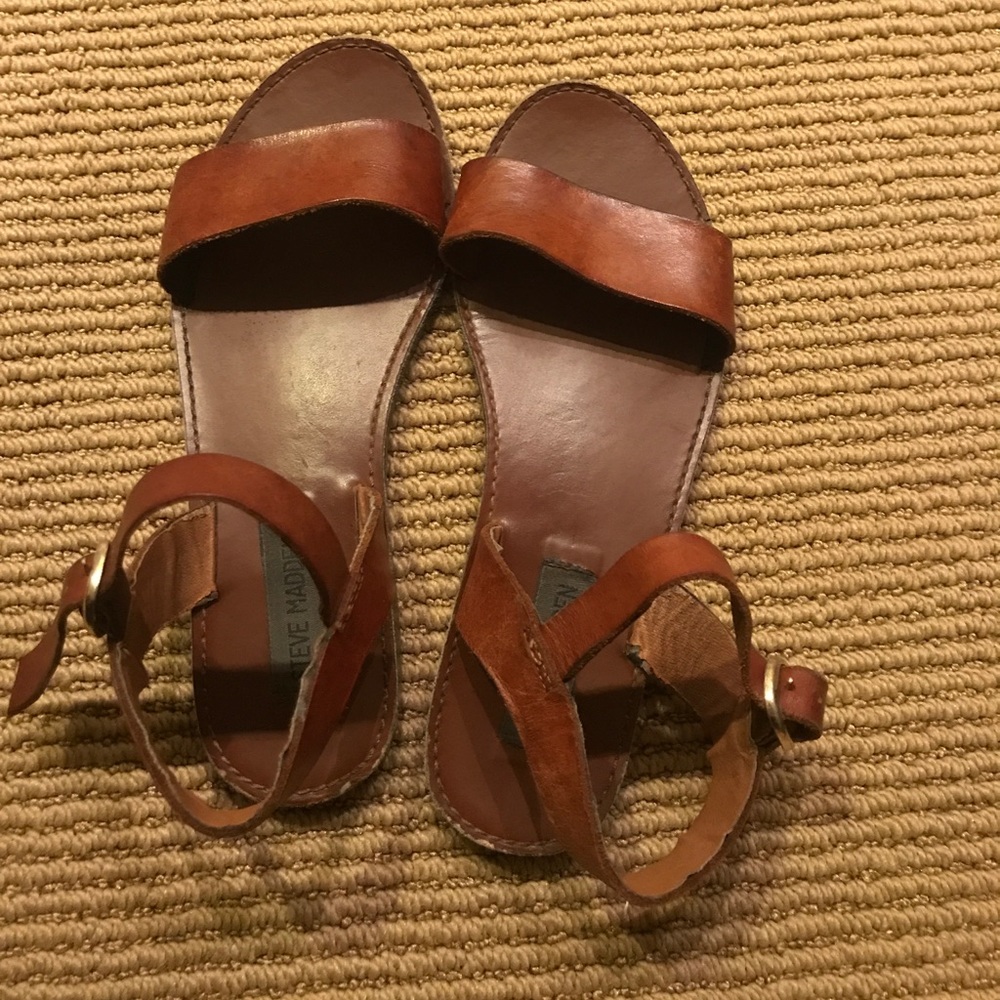 Steve Madden Donddi sandals, no longer wear