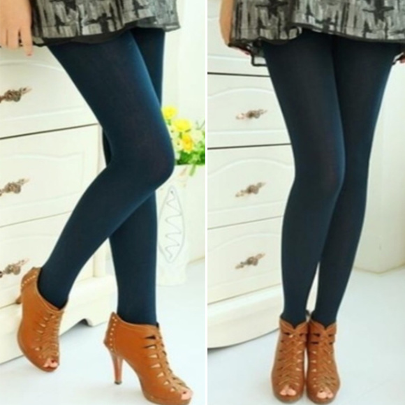 Pants - Soft Dark Green Leggings, Size S-M