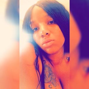 Meet your Posher, Niquee