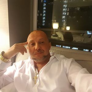 Meet your Posher, Johnny