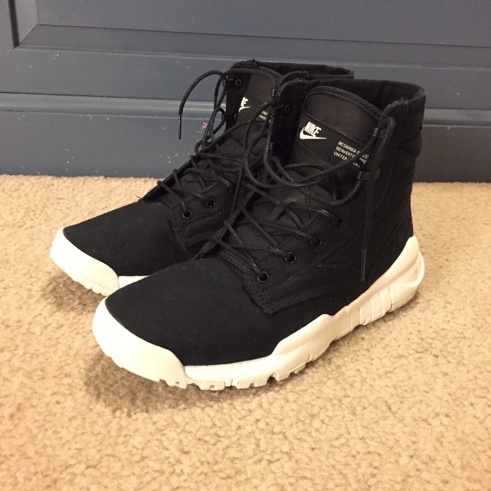 Nike SFB Black
