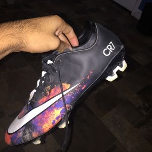 Cr7 mercurial cleats