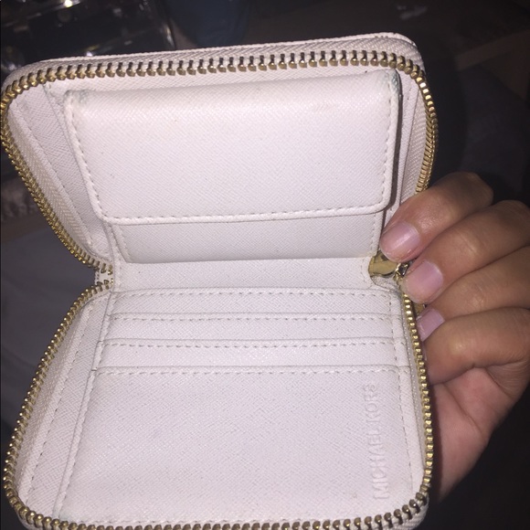 Michael Kors Bag - Picture 4 of 4