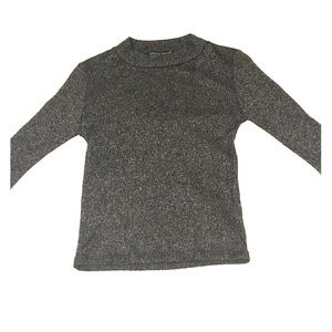 ribbed dark grey 3/4 length sleeves with mock neck