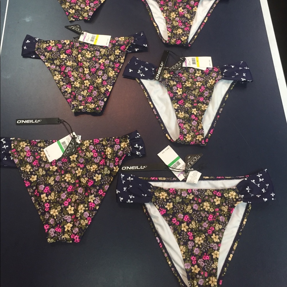 O'Neill Penny Tan Side swim bottom NVY