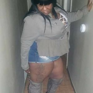 Meet your Posher, Fatima