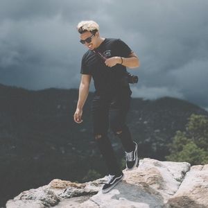 Meet your Posher, Edgar