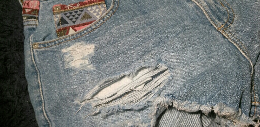 💥Shorts💥 - Picture 2 of 5