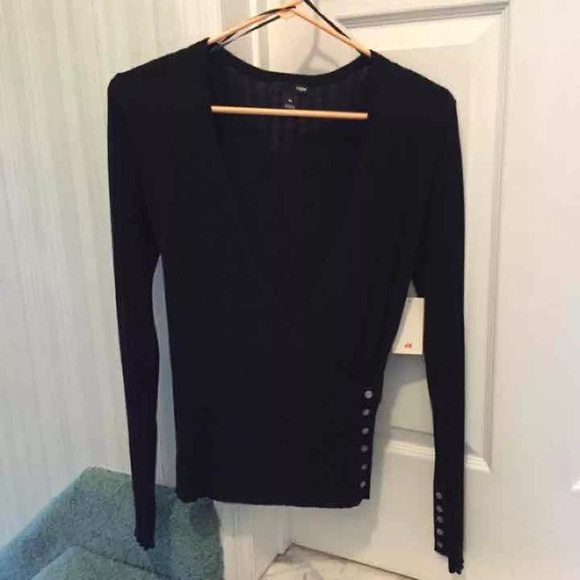New with tags Black long sleeve top - Picture 1 of 2