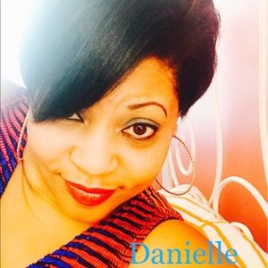 Meet your Posher, Danielle