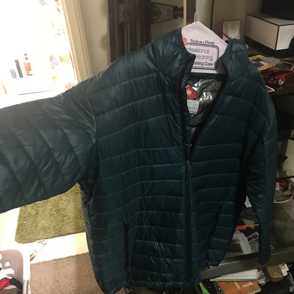 Columbia puffer coat - Picture 1 of 3