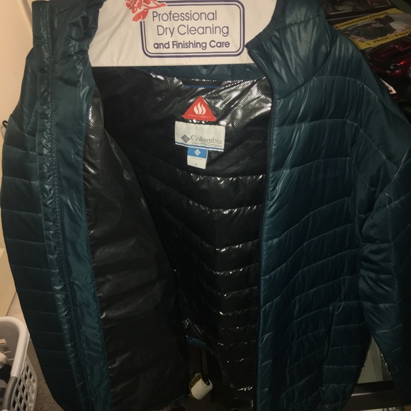 Columbia puffer coat - Picture 2 of 3