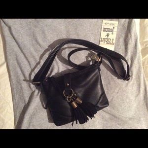 🎈PRICE DROP🎈 NWT Black Purse W/ Tassels