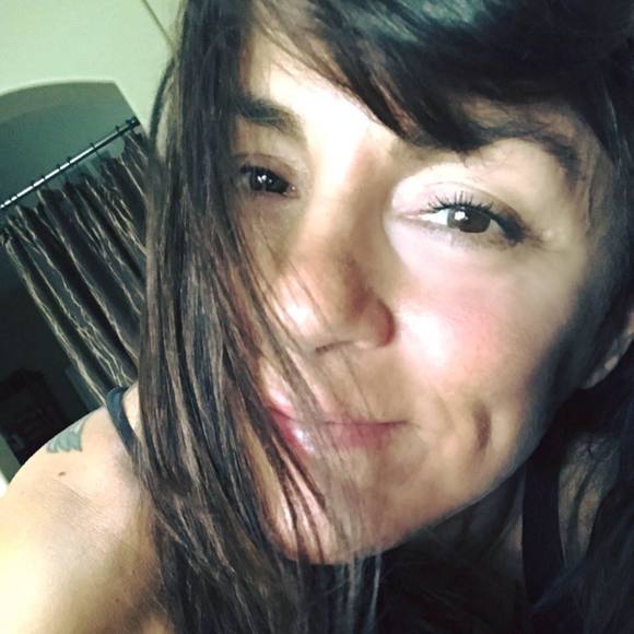 Meet your Posher, Kim - Picture 1 of 1