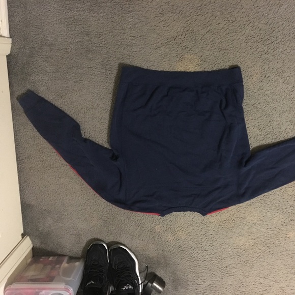 Addidas crewneck - Picture 2 of 3