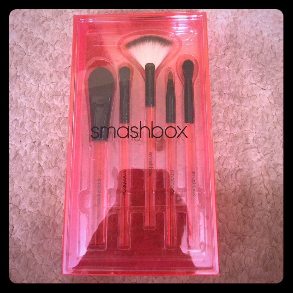 NWT Smashbox Brush Kit