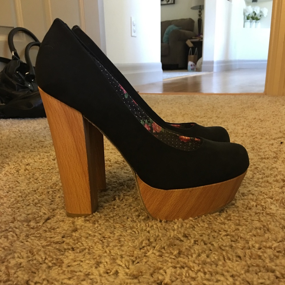 Chunky heels