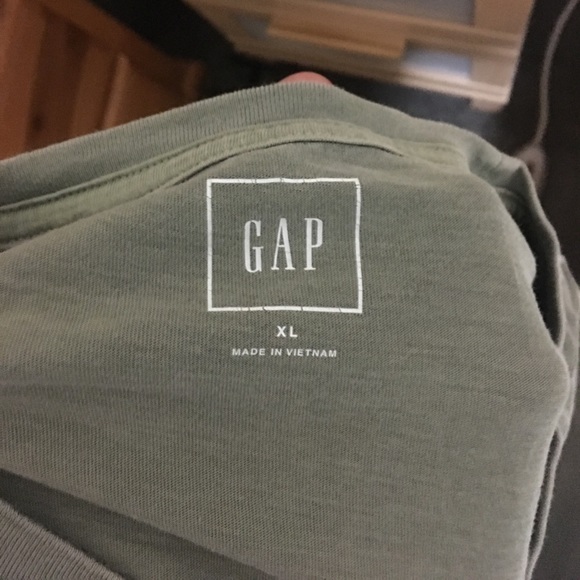GAP pocket tee - Picture 3 of 3