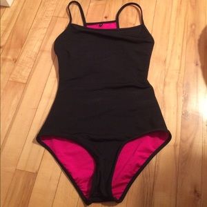 REVERSIBLE black or pink Mariia ballet leotard