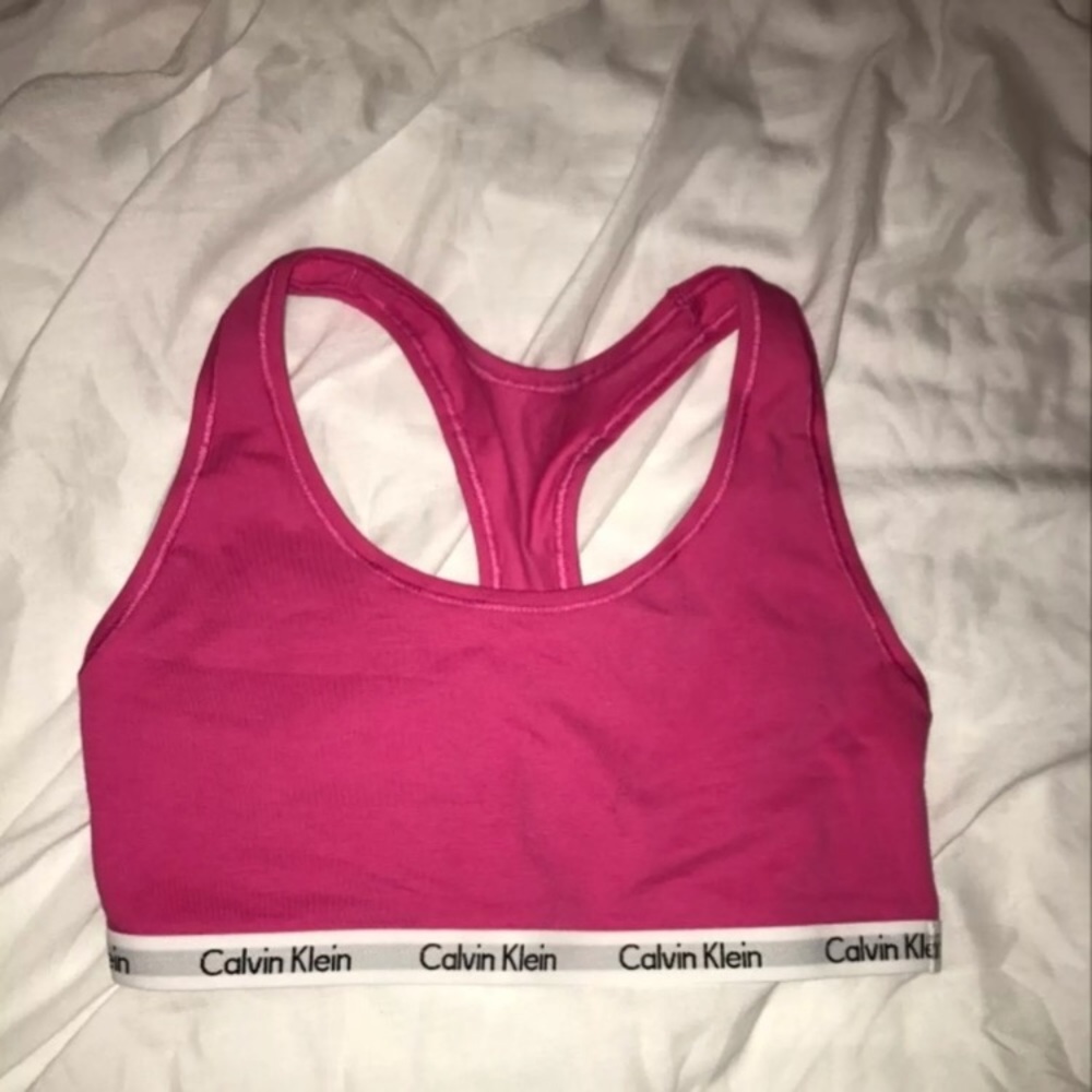 Calvin clean sports bra