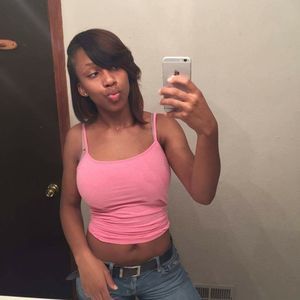 Meet your Posher, Michaela