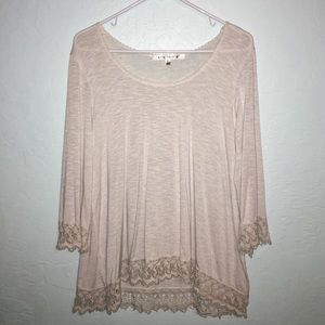 Super cute light cream flowy top!!