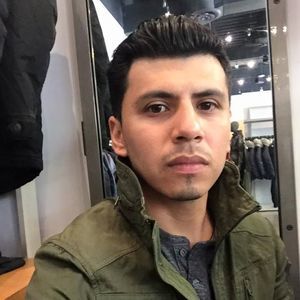 Meet your Posher, Javier