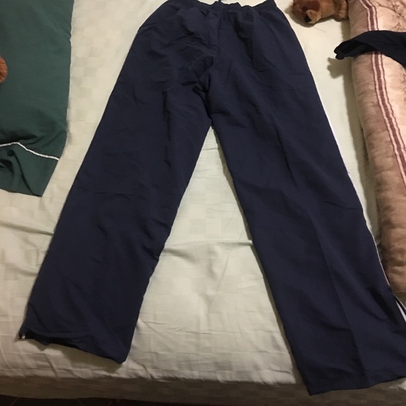 Sweats with strip going down the bottom - Picture 3 of 3