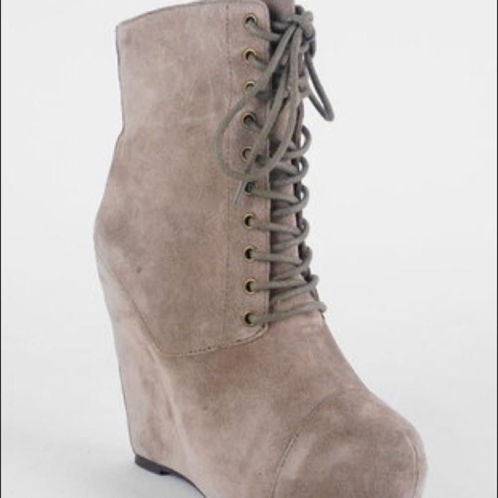 Suede lace up Steve Madden Wedges