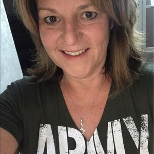Meet your Posher, Siobhan