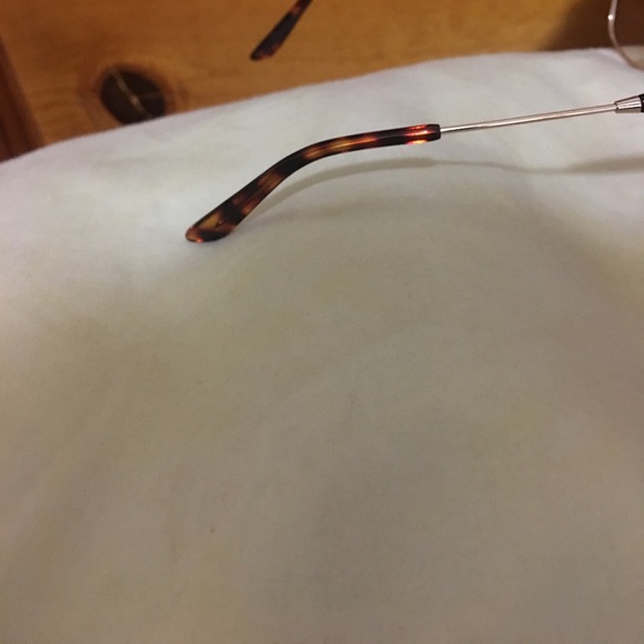 Chilli beans glasses. Come with wipe and case - Picture 5 of 8