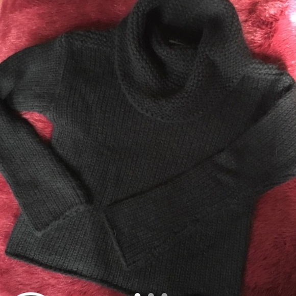 SALE! NWOT Moda Int'l Mohair Blend Crop Sweater - Picture 1 of 3