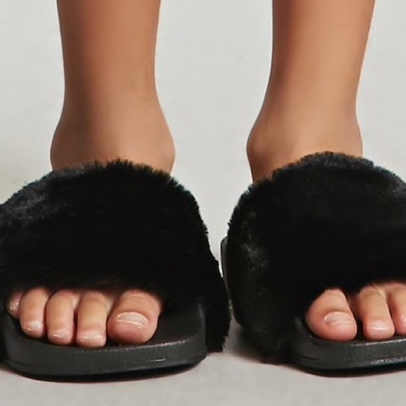 BLACK FUR SLIDES ~ kids supply northwest style - Picture 3 of 5
