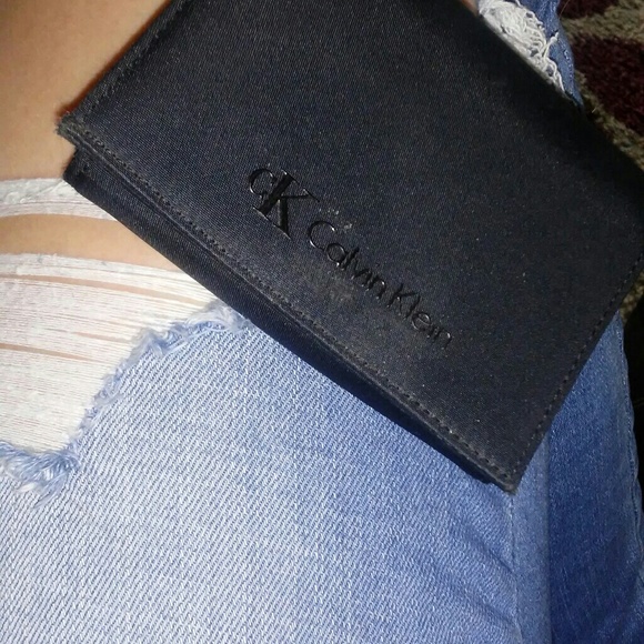 CK wallet - Picture 3 of 4