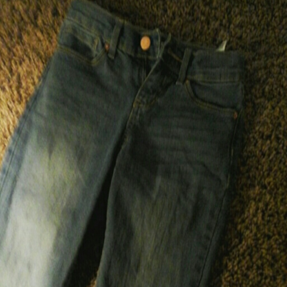 Blue skinny jeans