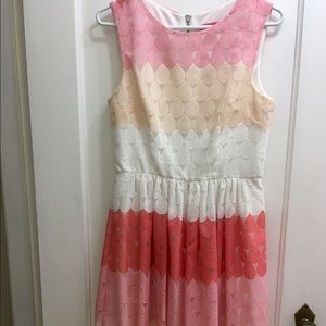Betsey Johnson 4 or 6 Pink Teardrop Lace Dress