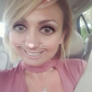 Meet your Posher, Rachelle