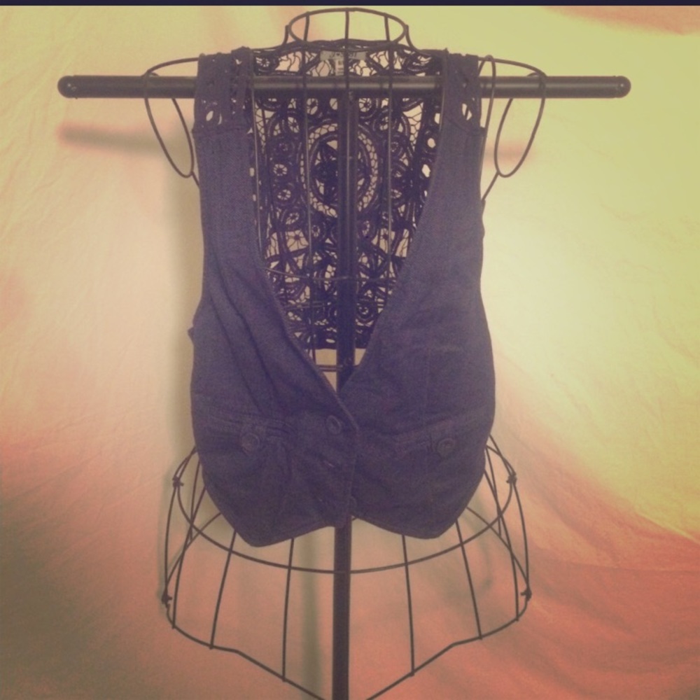 Free people vest