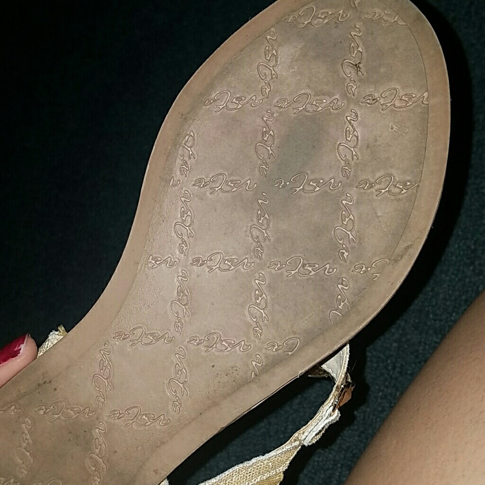Sandals - Picture 3 of 4