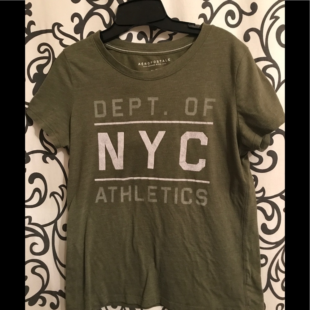 Aeropostale crew tee 🌺EUC🌺
