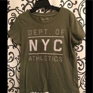 Aeropostale crew tee 🌺EUC🌺