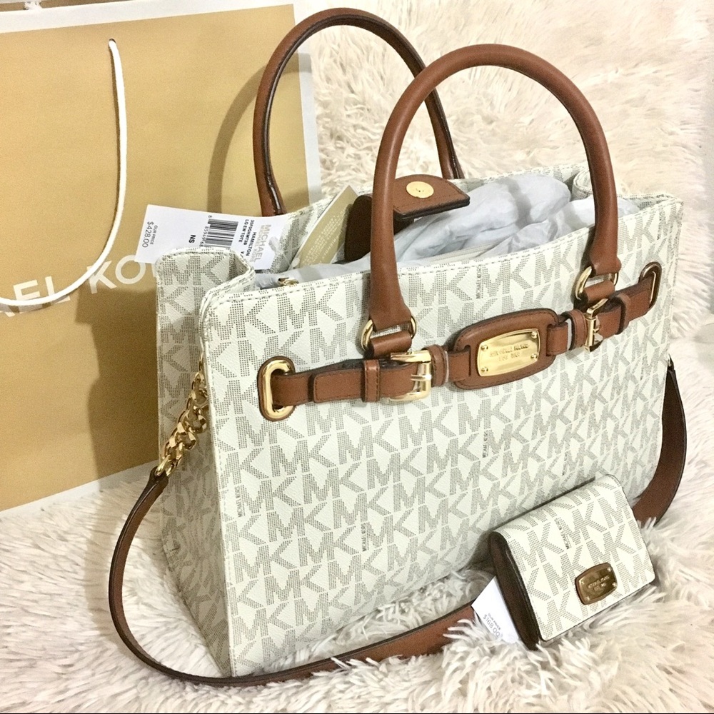 SOLD SOLDNWT ‼️MICHEAL KORS PURSE & WALLET SET ‼️