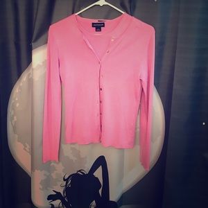 Ann Taylor tank and sweater set. High end. Like u!