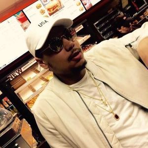 Meet your Posher, Tj